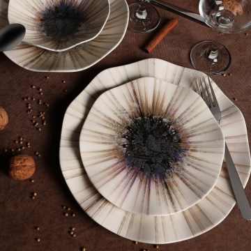 24 dalių indų rinkinys, rudos spalvos, iš porceliano