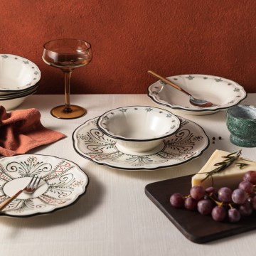 24 dalių spalvingas porceliano indų rinkinys
