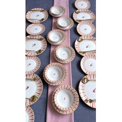 24 dalių stalo indų rinkinys balta/raudona/auksinė/keramika