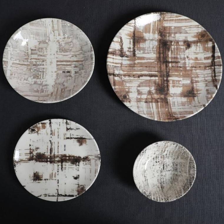 24 dalių stalo indų rinkinys – ruda/balta, porcelianinis