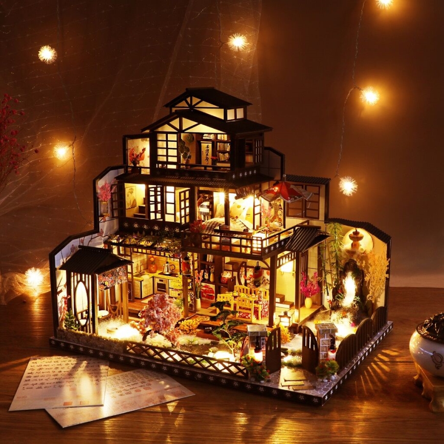 2Kids Toys - Miniatiūrinis namas Prabangi sakurų vila 2xAAA