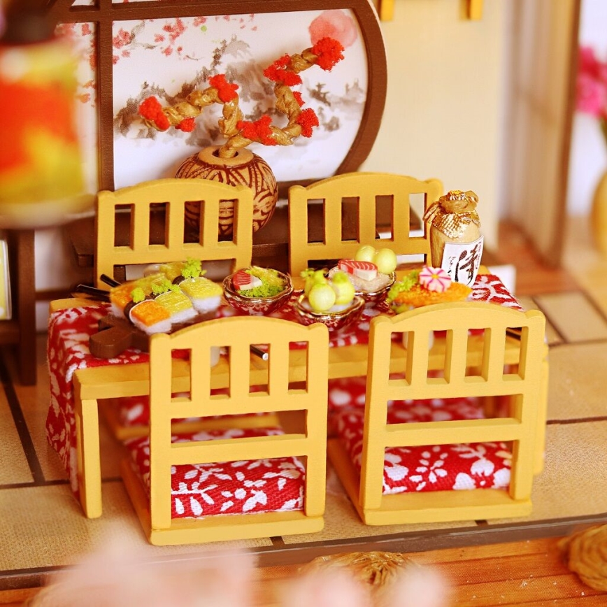 2Kids Toys - Miniatiūrinis namas Prabangi sakurų vila 2xAAA