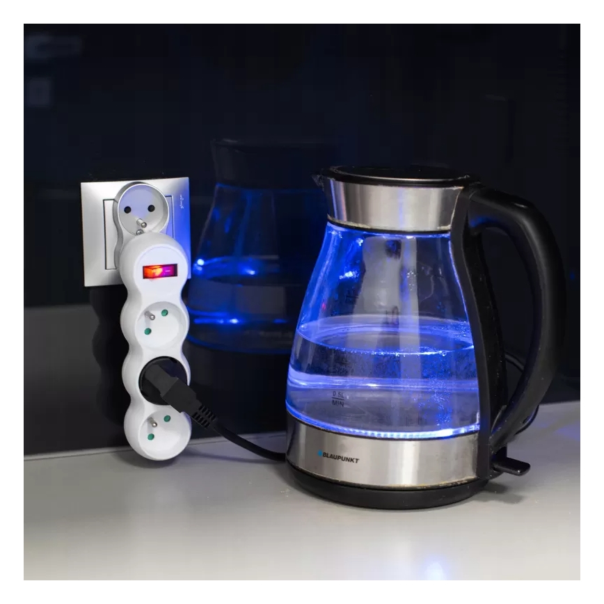 3 lizdų prailgintojas su jungikliu