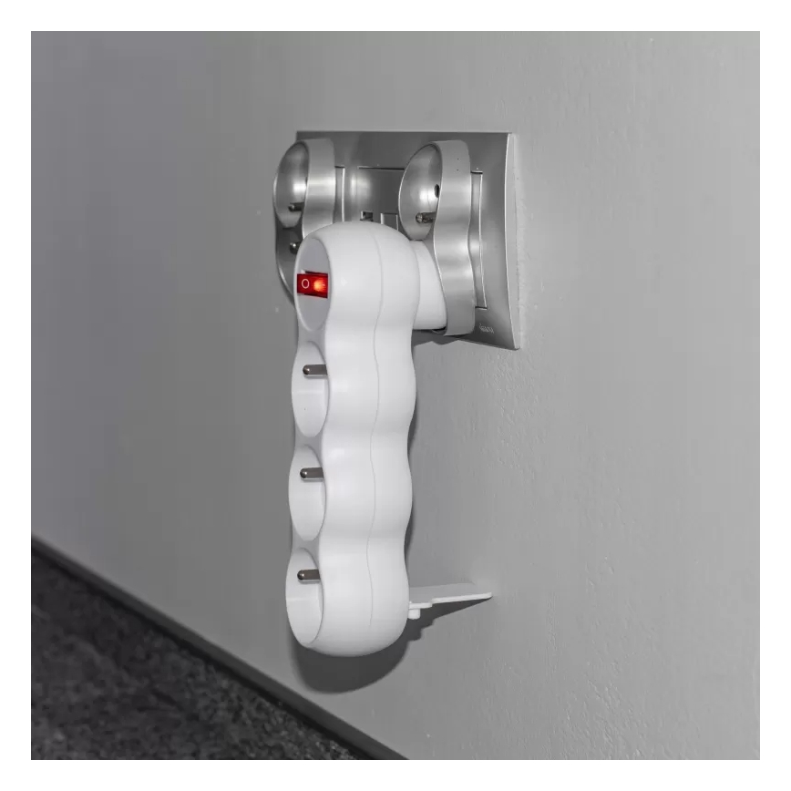 3 lizdų prailgintojas su jungikliu