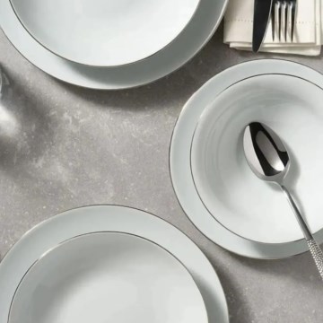 8 vnt. stalo indų rinkinys — baltas/sidabrinis, porcelianinis