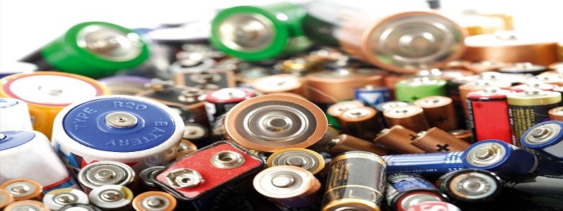 Kodėl turėtume atskirti baterijas ir koks jų perdirbimo procesas