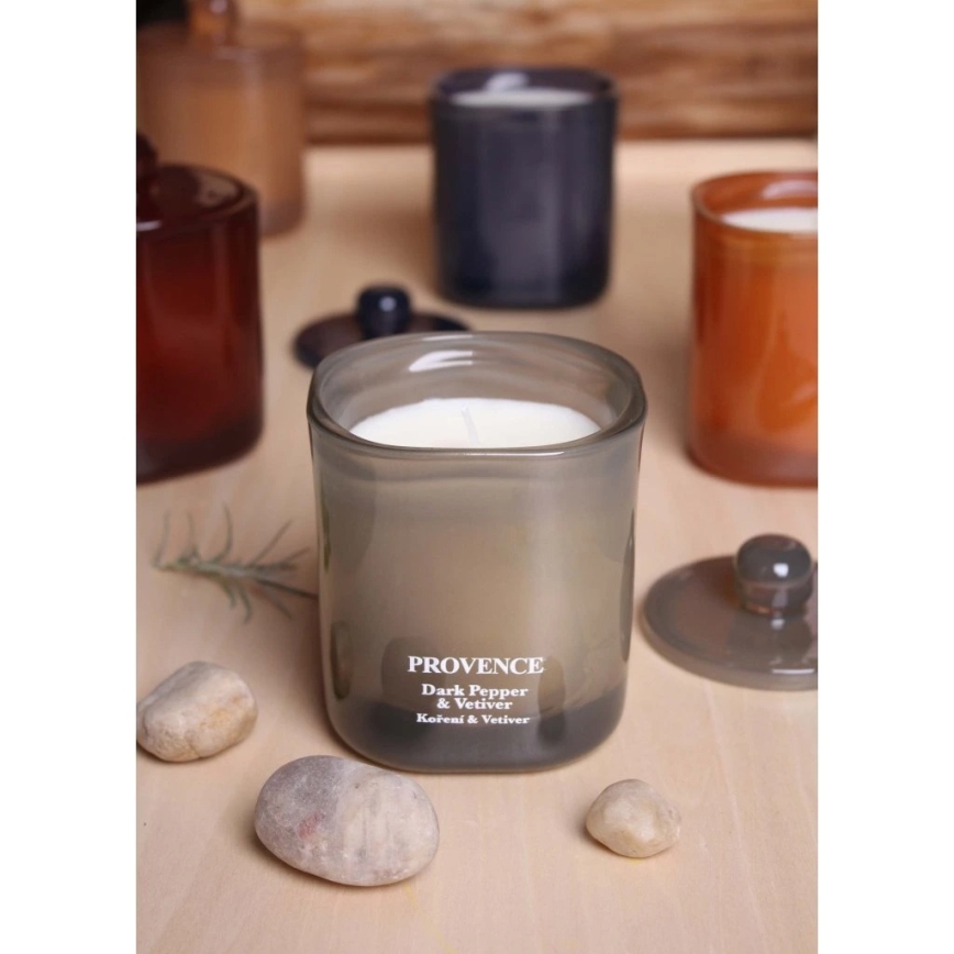 Aromatinė žvakė DARK PEPPER VETIVER 180g 25 val.