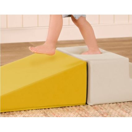 B-Toys - Vaikų putplasčio blokeliai MAXI WONDERSHAPES 5 vnt.