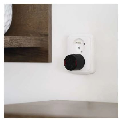 Belaidis durų skambutis, maitinamas iš 230 V rozetės, komplekte 1× CR2032, juodas