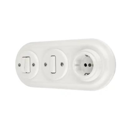 Bohemia-Design - porcelianinė retro sieninė rozetė be rėmelio SCHUKO 250V/16A balta