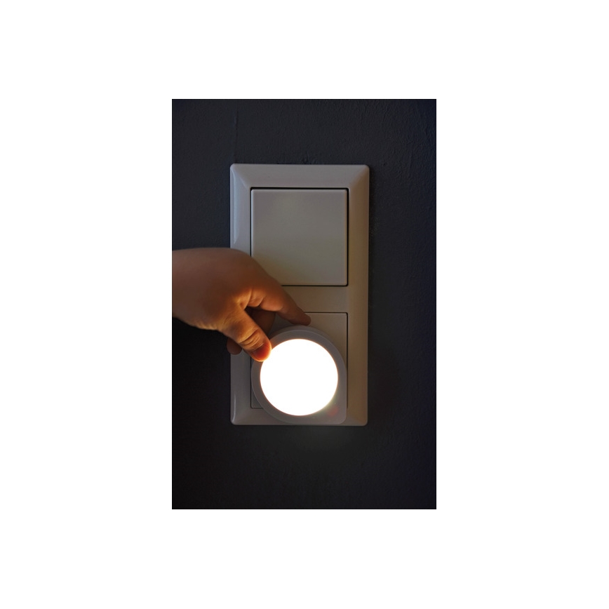 Brennenstuhl - LED Orientacinis lizdinis šviestuvas su jutikliu LED/0,2W/230V