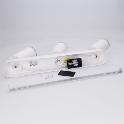 Brilagi - Akcentinis vonios šviestuvas SELE 3xGU10/30W/230V IP44 balta
