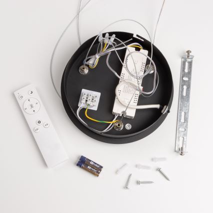 Brilagi - dimeriuojamas LED pakabinamas šviestuvas ant laido FALCON LED/80W/230V 3000–6500K skersmuo 60 cm juoda + nuotolinis valdymas