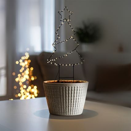 Brilagi - lauko LED kalėdinė eglutė, maitinama 3xAA, IP44