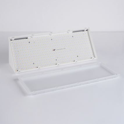 Brilagi - LED lauko sieninis šviestuvas TRIANGLE LED/42W/230V 3000/4000/6500K baltas IP65