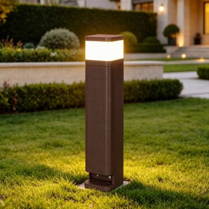 BRILAGI - Lauko šviestuvas su 2 SCHUKO lizdais PILLAR 1xG9/11W/230V IP44 rudas