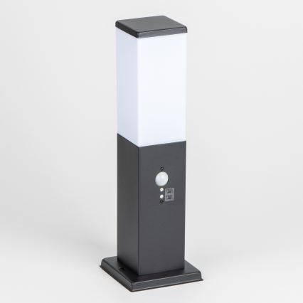 BRILAGI - Lauko šviestuvas su judesio jutikliu NOVA 1xE27/15W/230V, 40 cm, IP44, juodas