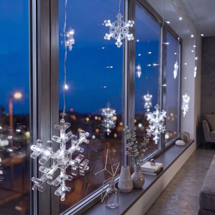 BRILAGI - LED kalėdinė užuolaida 77xLED/3xAA/USB 3,8m snaigės šaltai balta