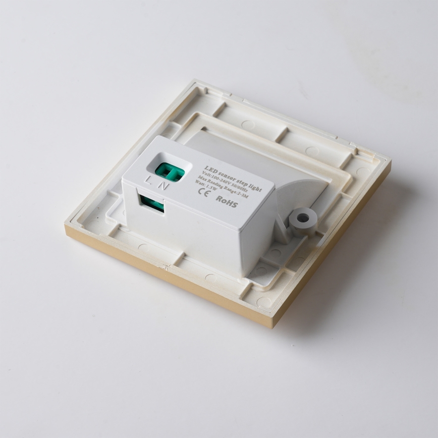 Brilagi - LED laiptų šviestuvas su jutikliu STEP LIGHT LED/1,5W/230V IP44 auksinis