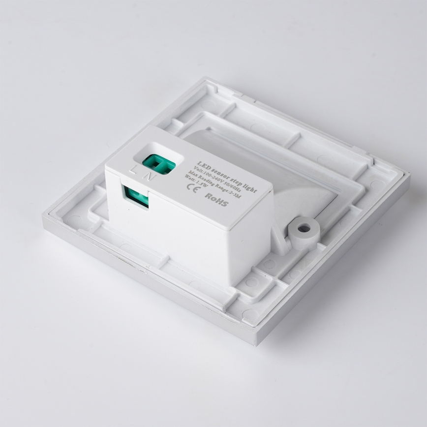 Brilagi - LED laiptų šviestuvas su jutikliu STEP LIGHT LED/1,5W/230V IP44 sidabrinis