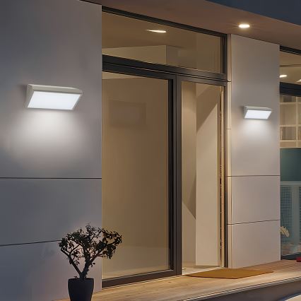 Brilagi - LED lauko sieninis šviestuvas su jutikliu TRIANGLE LED/20W/230V pilkas IP65