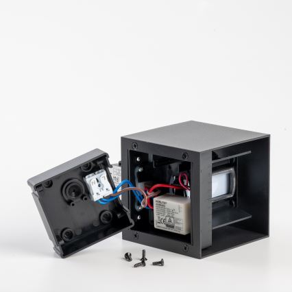 BRILAGI - LED lauko sieninis šviestuvas su jutikliu CUBE LED/6W/230V juoda IP65