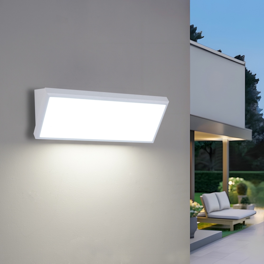Brilagi - lauko LED sieninis šviestuvas su jutikliu TRIANGLE LED/42W/230V 45 cm baltas IP65