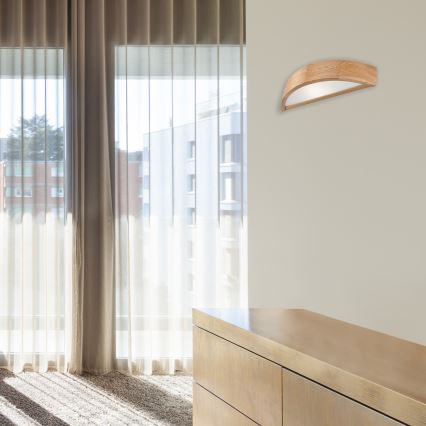 Brilagi - LED RGBW dimeriuojamas sieninis šviestuvas CARVALHO 1xE27/9W/230V 2700-6500K Wi-Fi ąžuolas