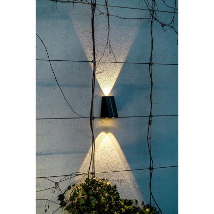 Brilagi - LED sieninis šviestuvas, įkraunamas saulės energija PYRAMID LED/2W/3,2V 1300 mAh IP54