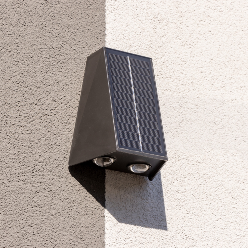 Brilagi - LED sieninis šviestuvas, įkraunamas saulės energija PYRAMID LED/2W/3,2V 1300 mAh IP54