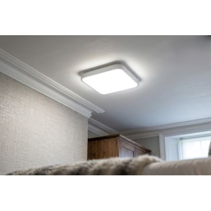 BRILAGI - ZENNA LED lubinis vonios šviestuvas su jutikliu LED/24W/230V 34,5x34,5 cm IP44 baltas + nuotolinis pultas