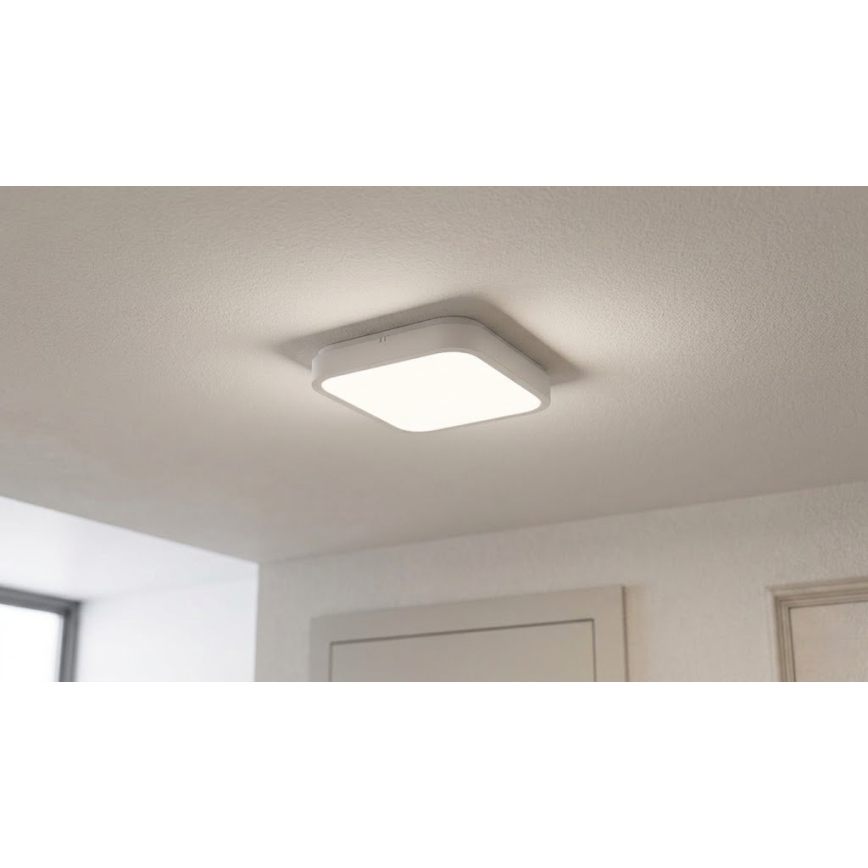 BRILAGI - LED vonios lubinis šviestuvas su jutikliu ZENNA LED/18W/230V 28,5x28,5 cm IP44 baltas + nuotolinio valdymo pultas