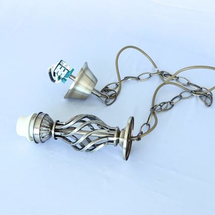 Brilagi - Pakabinama liustra ant grandinės NOSTALGIA 1xE27/60W/230V