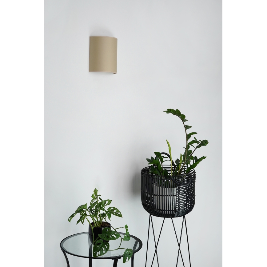 Brilagi - Sieninis šviestuvas SEMI 1xE27/15W/230V smėlio spalva