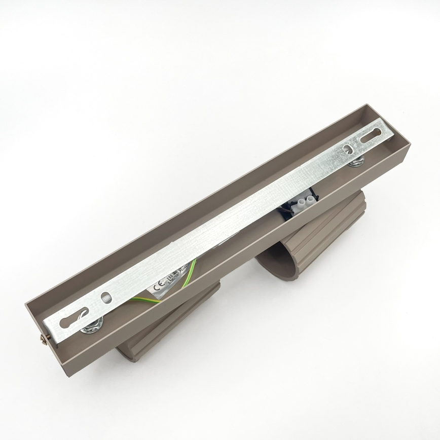 Brilagi - taškinis šviestuvas CRISPINA 2xGU10/10W/230V smėlio spalvos