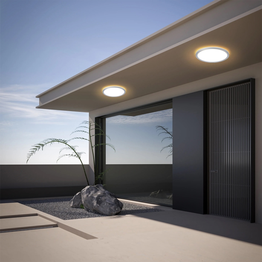 Brilagi - LED vonios kambario lubinis šviestuvas ULTRA PLONAS LED/18W/230V Ø 30 cm sidabro spalvos IP54