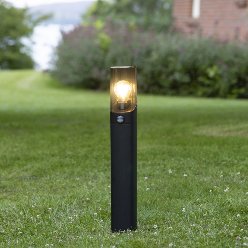 Brilliant - Lauko šviestuvas su jutikliu MINOU 1xE27/10W/230V IP44 juoda/dūminis