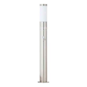 Brilliant - LED Lauko lempa su jutikliu LEIGH LED/0,9W/230V + 1xE27/11W 80 cm IP44 blizgus chromas
