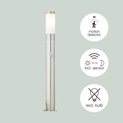 Brilliant - LED Lauko lempa su jutikliu LEIGH LED/0,9W/230V + 1xE27/11W 80 cm IP44 blizgus chromas