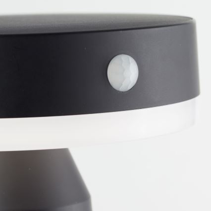 Brilliant - LED sieninis šviestuvas su jutikliu, įkraunamas saulės energija MAGUA LED/4W/3,7V 2000 mAh IP44