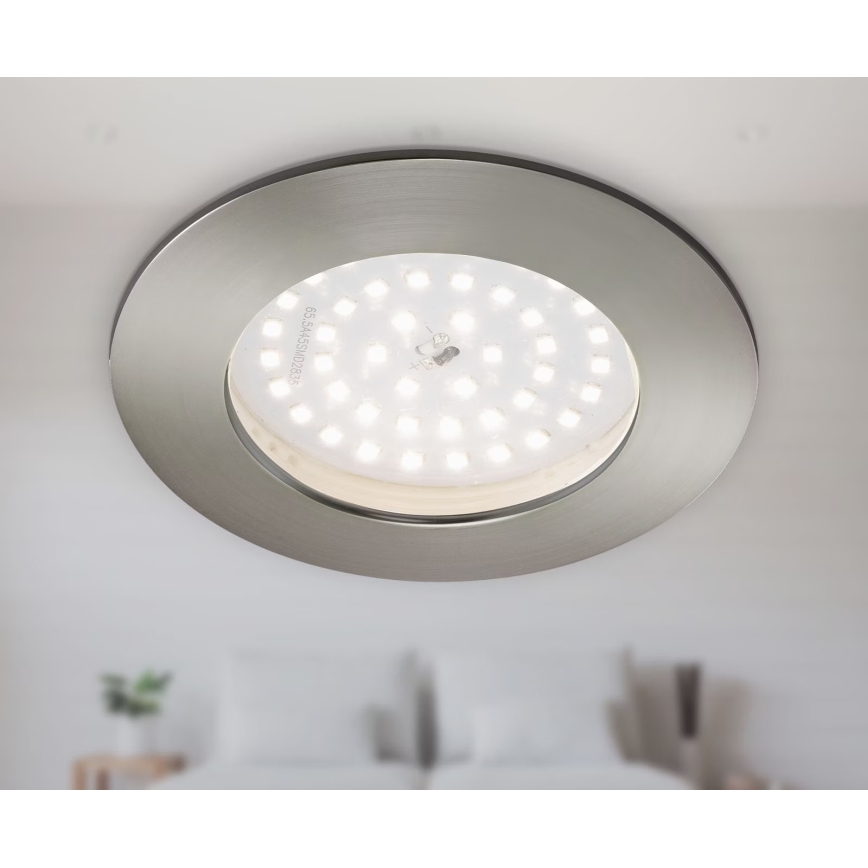 Briloner 7206-012 - LED įleidžiamas lubinis vonios šviestuvas LED/10,5W/230V IP44