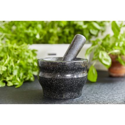 Cole&Mason - Granito skiedinys su grūstuvu GRANITE diametras 18 cm granito/juoda