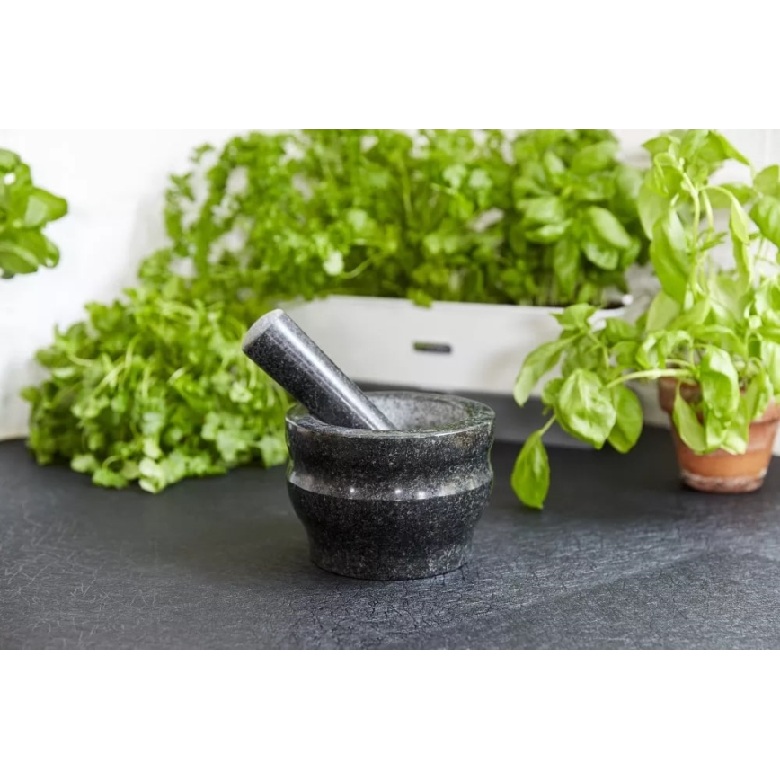 Cole&Mason - Granito skiedinys su grūstuvu GRANITE diametras 18 cm granito/juoda