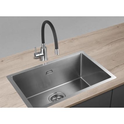 Concept BDC7138 - Virtuvinis maišytuvas su lanksčiu snapeliu blizgus chromas/juoda