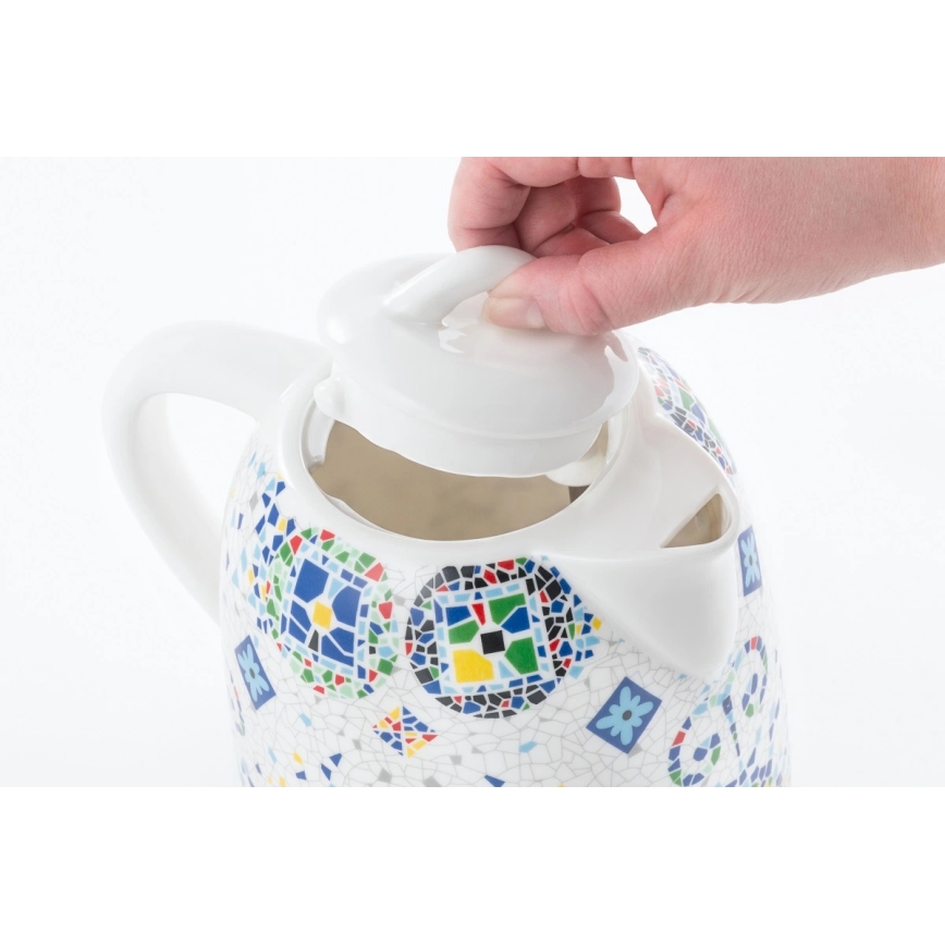 Concept RK0020 - Elektrinis virdulys 1,5 l 1350 W/230 V įvairiaspalvis/keramika