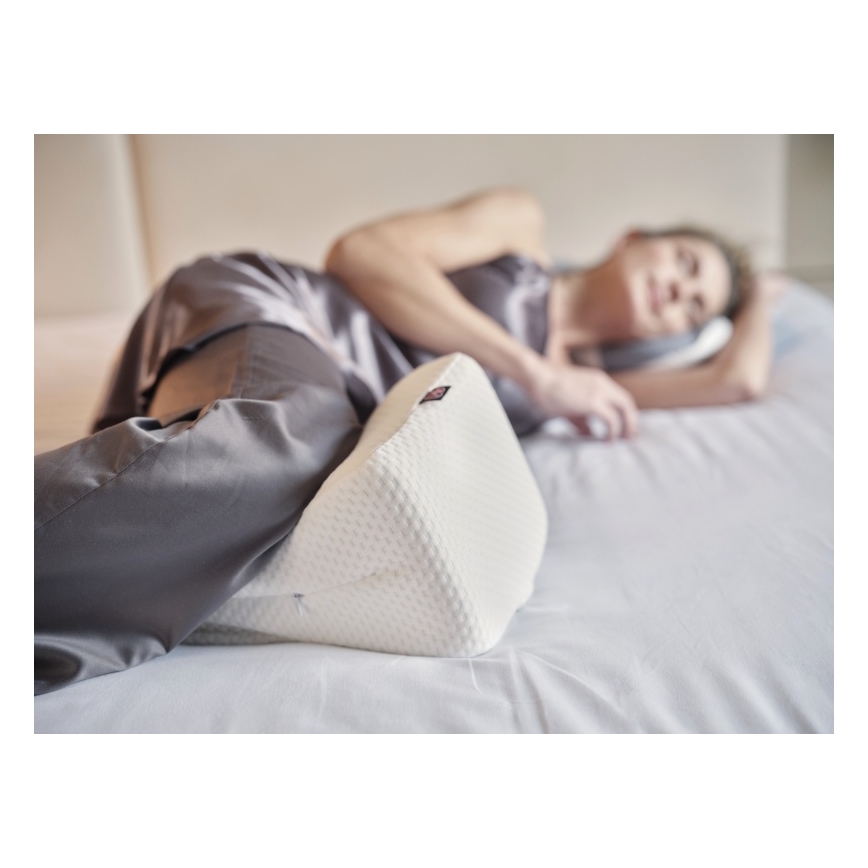 CONNECT IT CFH-6010-WH - Anatomijos pagalvė tarp kelių Taurus Knee balta