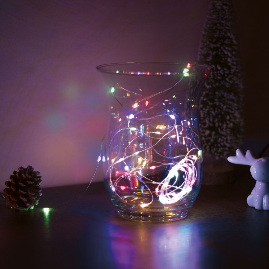 Daugiaspalvė LED kalėdinė girlianda 50xLED/3xAA 5m