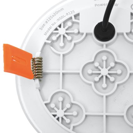 LED Įleidžiamas lubinis vonios šviestuvas ROXY LED/22W/230V IP66