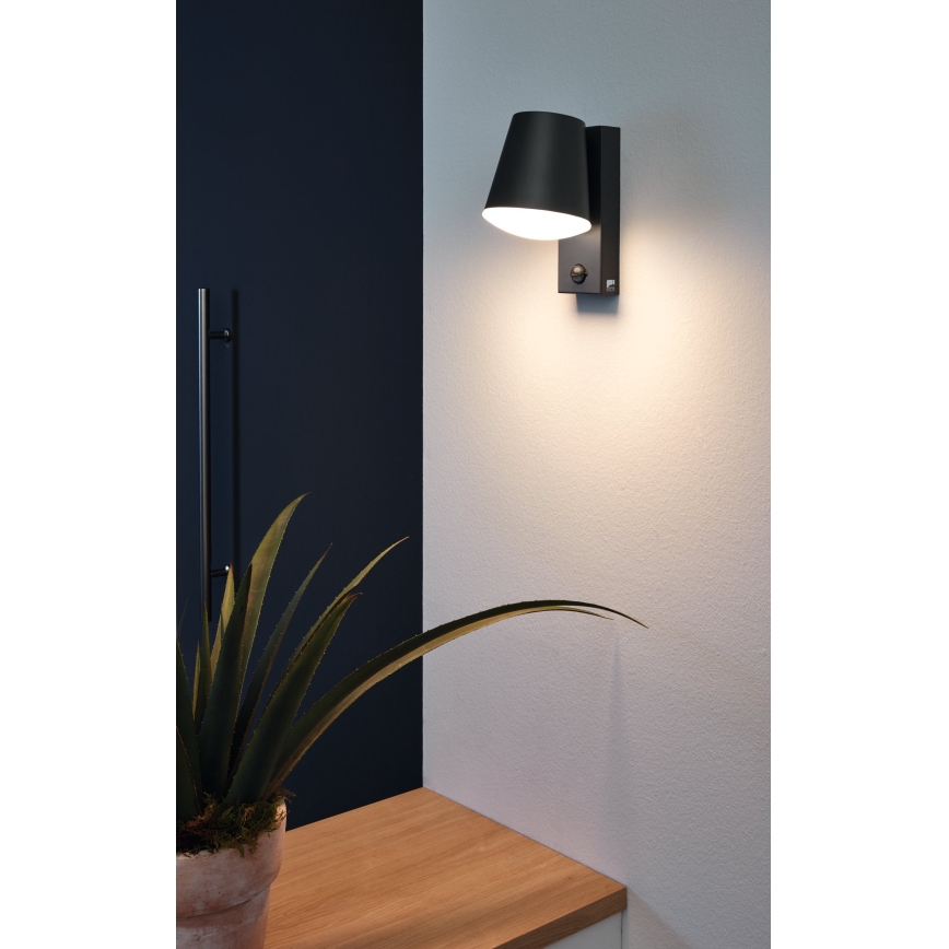 Eglo - Sieninis lauko šviestuvas su jutikliu 1xE27/10W/230V IP44