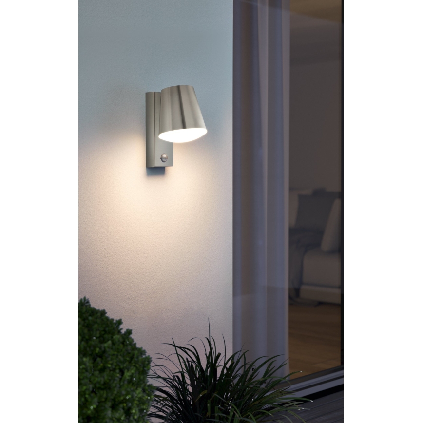 Eglo - Sieninis lauko šviestuvas su jutikliu 1xE27/10W/230V